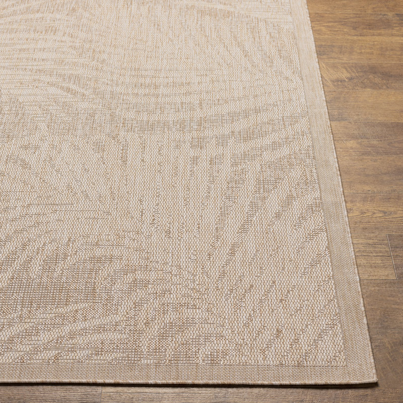 Tapis intérieur / extérieur floral tissé à la machine Haybridge, Rectangle 6 pi 7 po x 9 pi