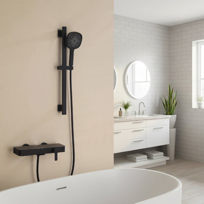 Ensemble de douche moderne multifonctionnel à température constante Ensemble de douche simple à eau chaude et froide