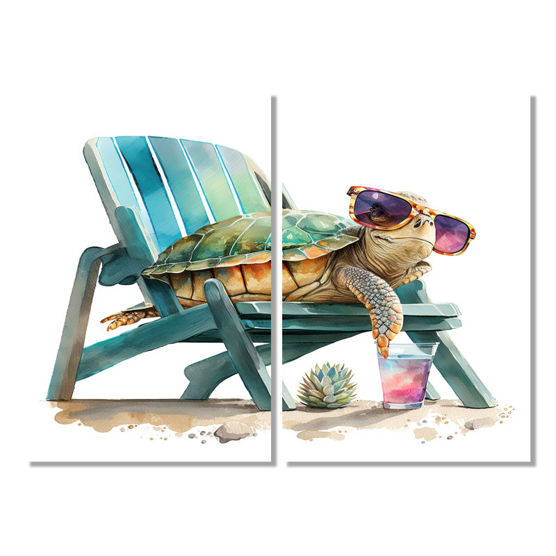 Tortue allongée sur une chaise de plage avec lunettes de soleil I - art moderne sur toile beige, H 36 po x l 48 po