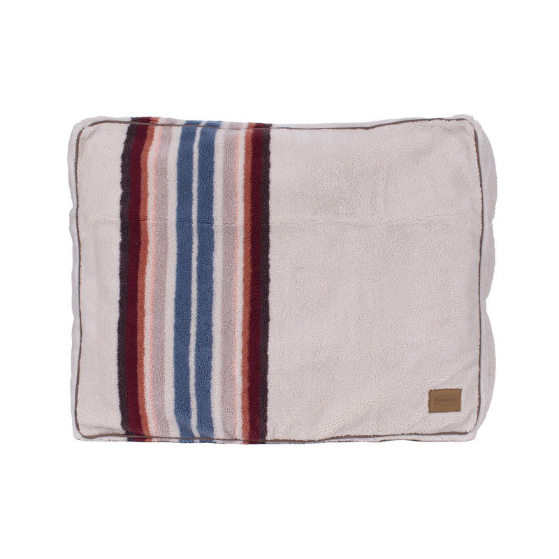 Napper Pendleton, Bois de rose Serape, 4" H x 36" W x 27" D