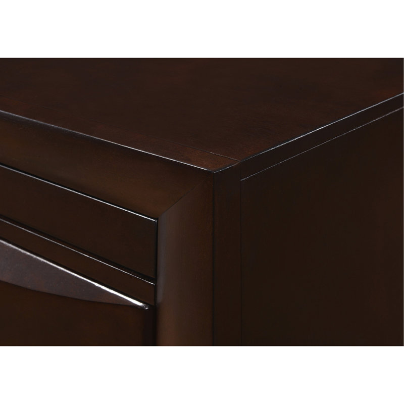 31.62 " W 5 - Drawer Dresser