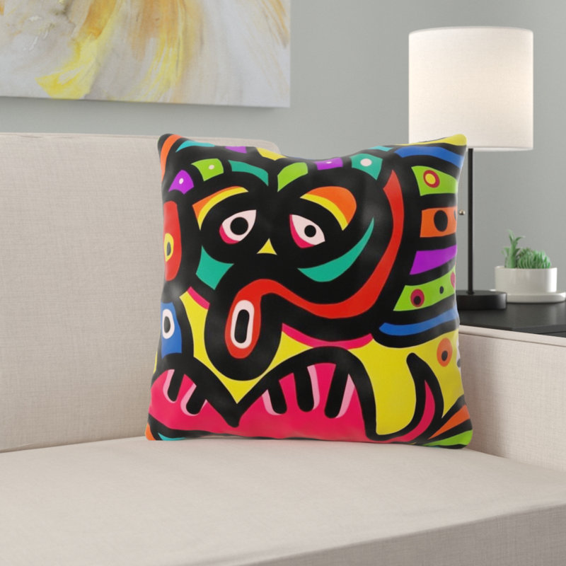 Coussin décoratif facial, Intérieur