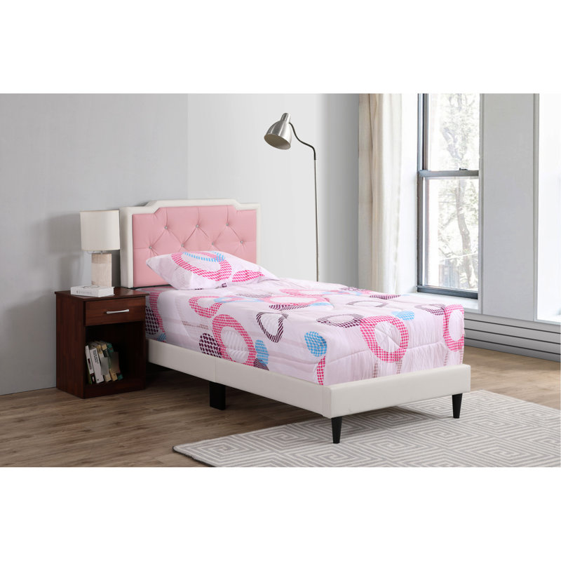 Stylish Full Bed In White, Blending With Any Bedroom Theme White Frame For Long-lasting Use