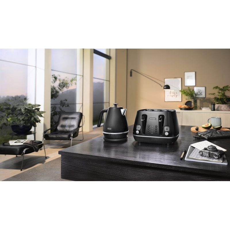 1.7L Distinta X Stainless Steel Kettle, Black