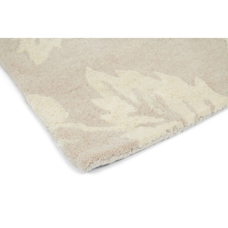 Hand Tufted Floral Area Rug in Cream/Beige, Rectangle 6'7" x 9'2"