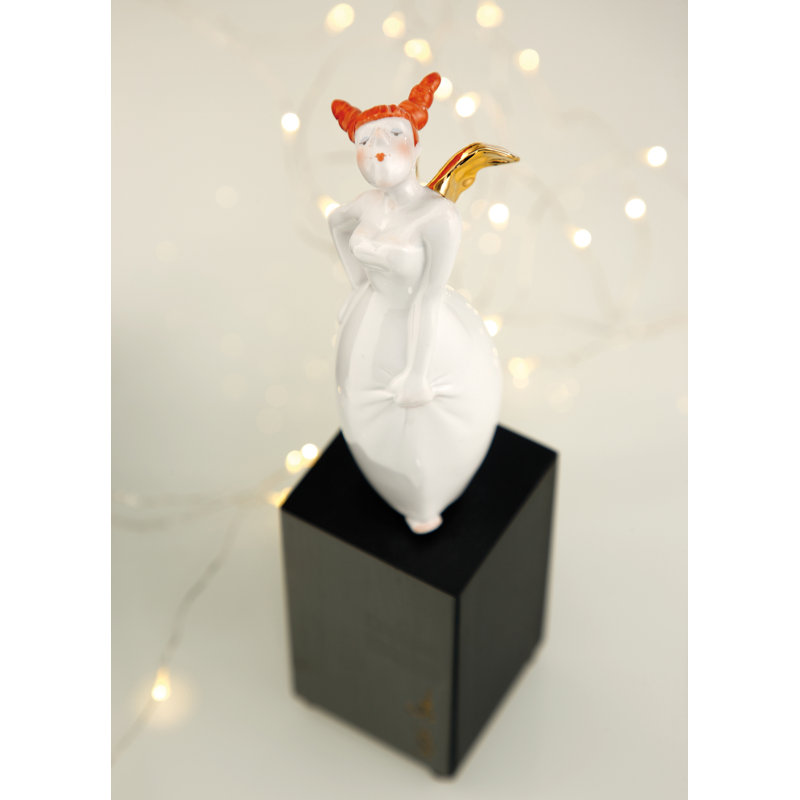 Polygono Star Handmade Table Vase, 33.5cm H x 14cm W x 14cm D