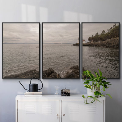 " Solitary " 3 - Pieces
