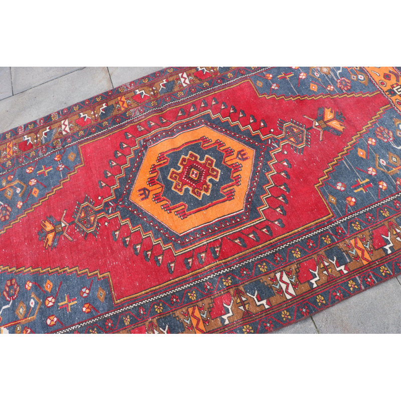 Tapis rétro rouge noué à la main de style anatolien turc rétro idéal pour la décoration de salon