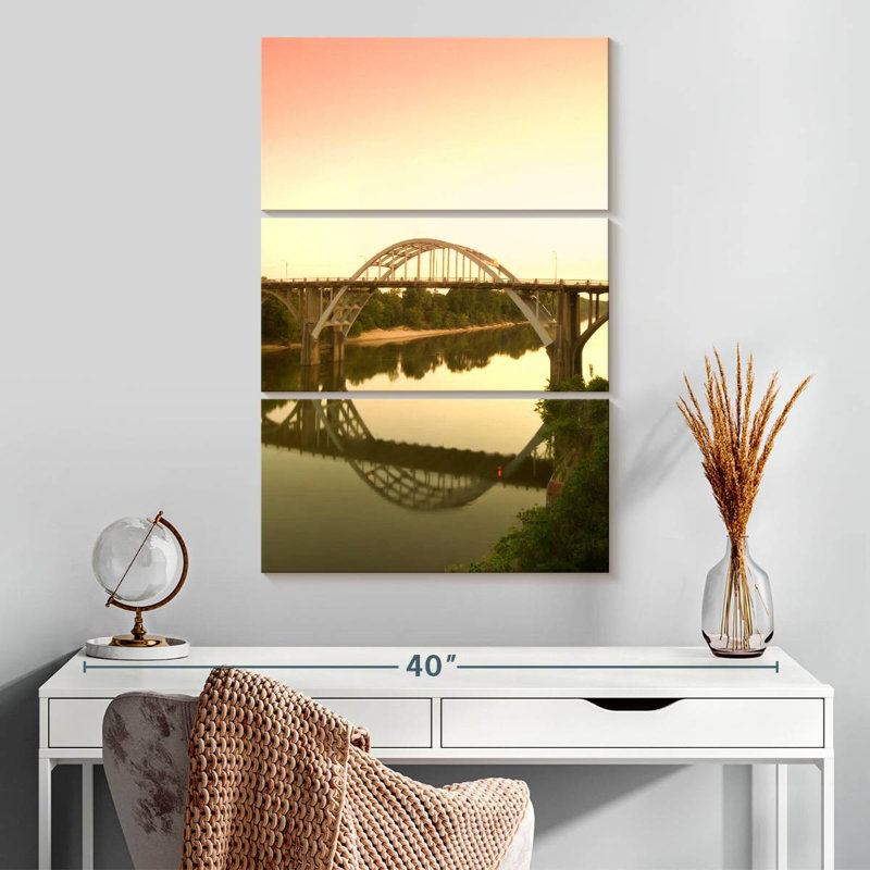 Lilie Alabama Bridge, 32" H x 20" W