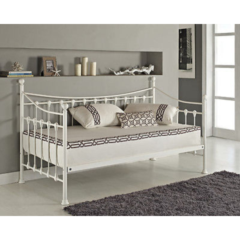 Ginter Daybed