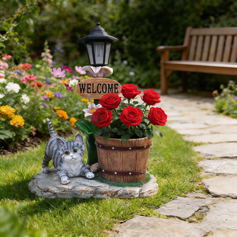 Décoration de jardin jardinière chat allongé