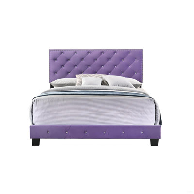Enchanting Transitional Bed That Blends Seamlessly With Various Design Themes, Offering Reliable Support And A Sturdy Mattress Base For A Comfortable Sleep Experience.