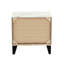 Table de chevet en faux marbre en chêne crème avec détails rustiques, 23 x 15 x 23 pouces