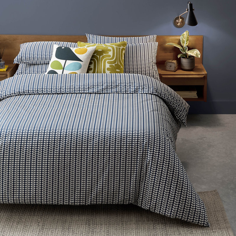 Tiny Stem Pillowcase