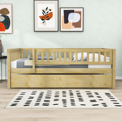 Lit de jour en bois avec couchette simple et garde-corps