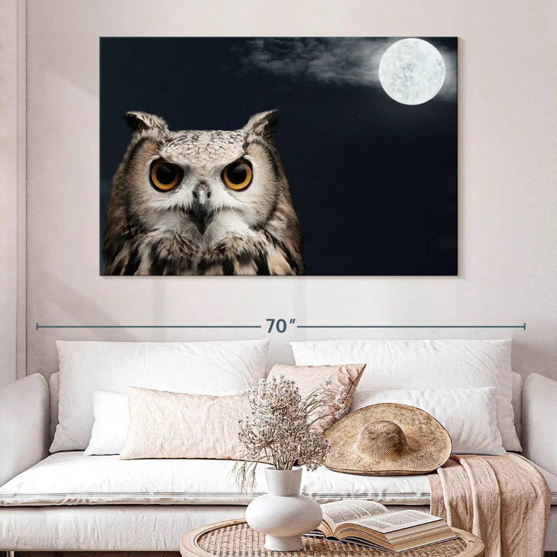 Brampt African Eagle Owl, 34" H x 51" W