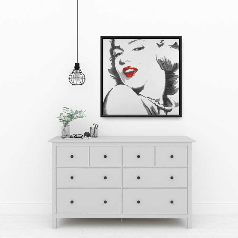 " Marilyn Monroe Outline Style ", 24" H x 24" W