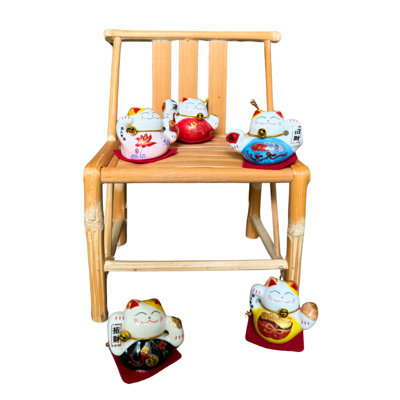 Ensemble de 5 mini figurines de chat chanceux Maneki Neko pour la prospérité et la fortune - Smiley japonais Kawaii agitant des chats pour la maison, le bureau et la voiture, statues et ornements Feng Shui Good Luck (2 pouces)