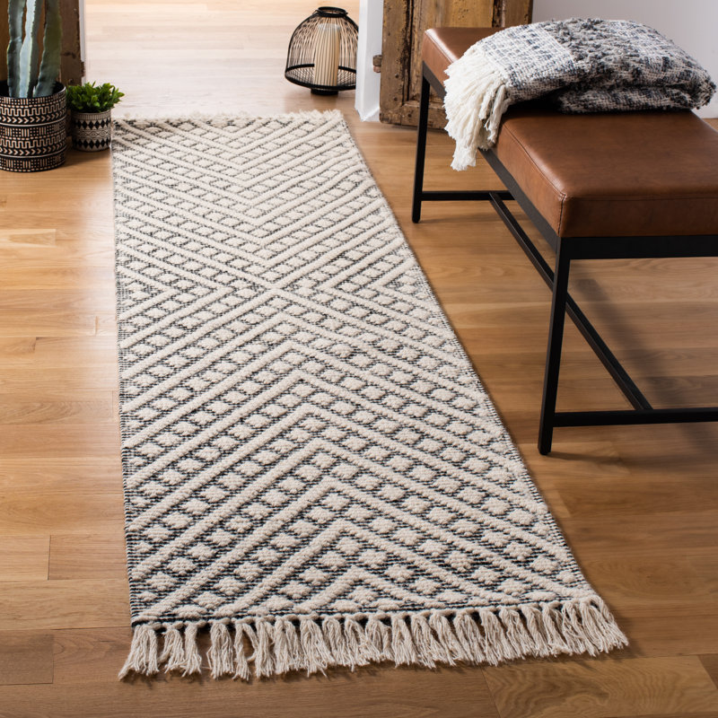Barrington Ivory/Black Hand Tufted Wool/Cotton/Rug, Runner 2'3" x 10'