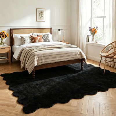 Scalloped Plush Coral Fleece Non-Slip Washable Area Rug for Living Room and Bedroom