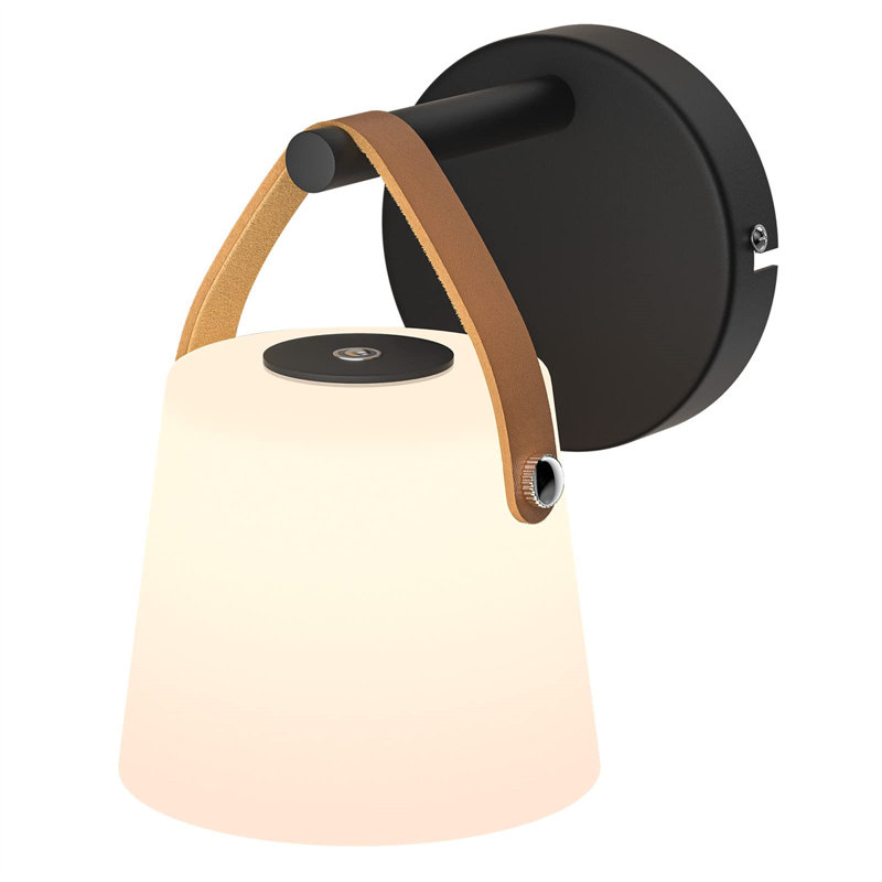 Merka Corner Wall Light, Black