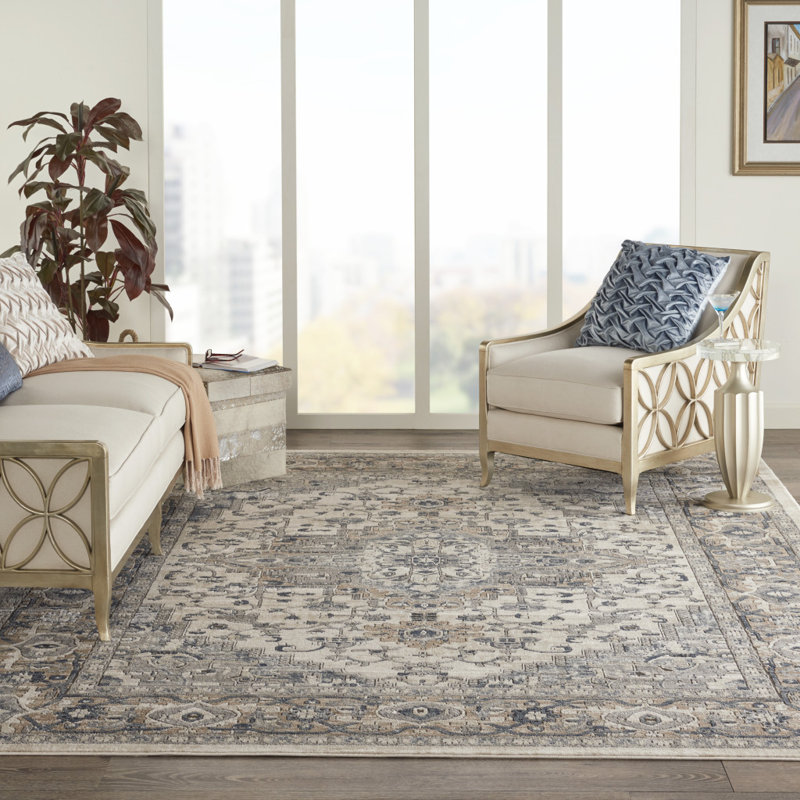 Tapis floral tissé à la machine ivoire 7 pi x 10 pi