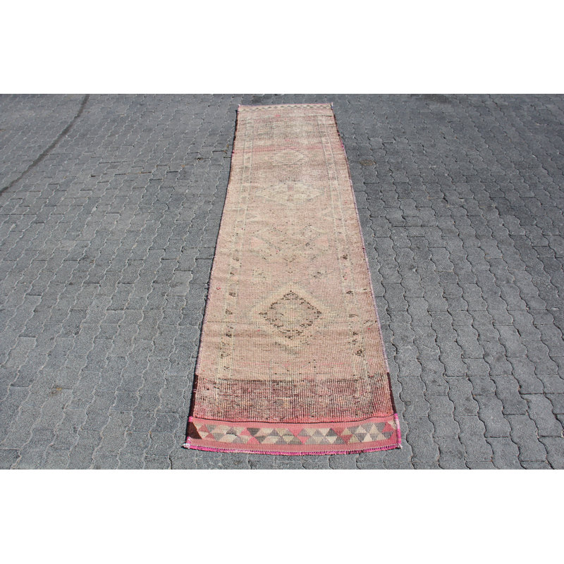 Tapis de couloir en laine authentique avec un motif Herki de style anatolien discret