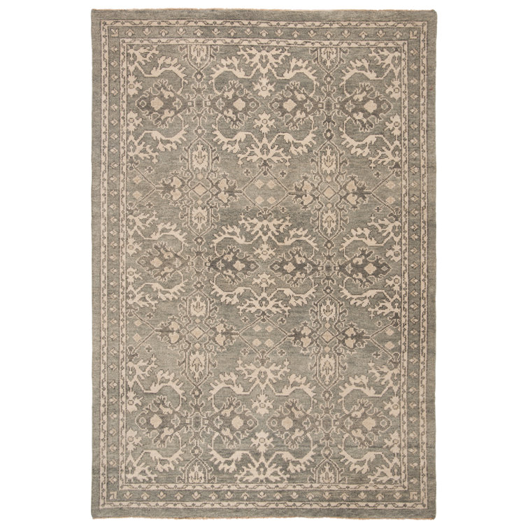 Sivas Hand-Knotted Gray/Ivory Area Rug