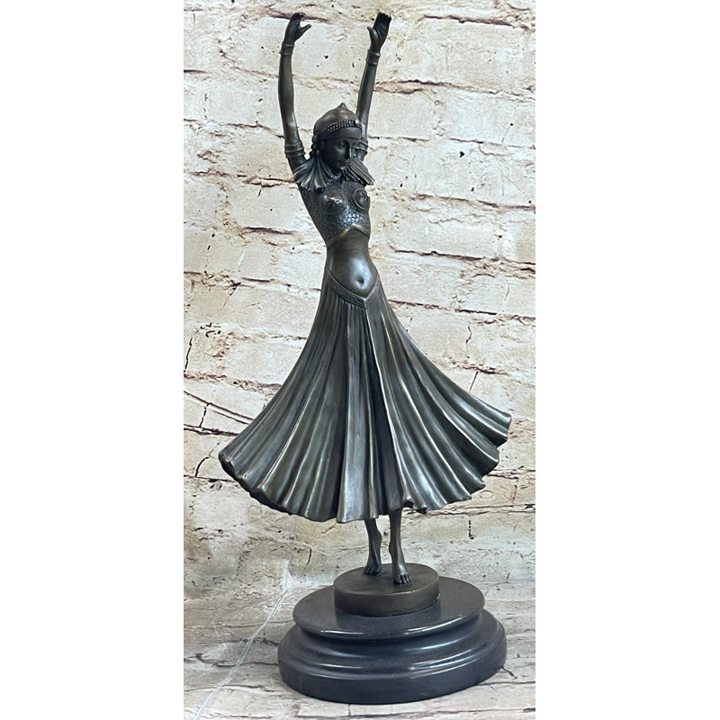 Figurines et sculptures Amilio