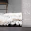 Tapis gris en laine noué à la main à motif de treillis marocain à frange Adi-1239084503