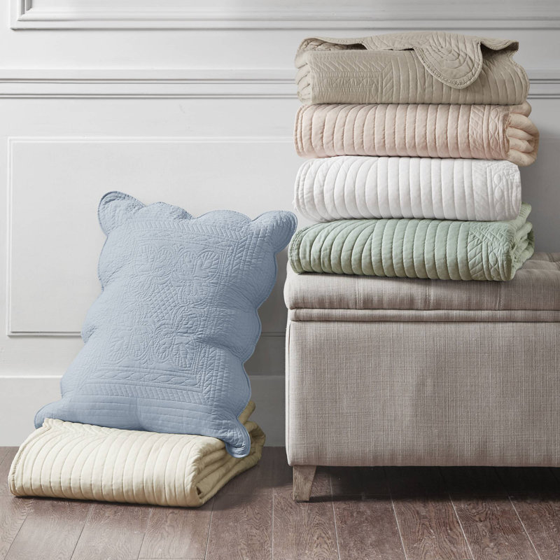Khaki Full Microfiber Reversible Scalloped Edge Quilt Set