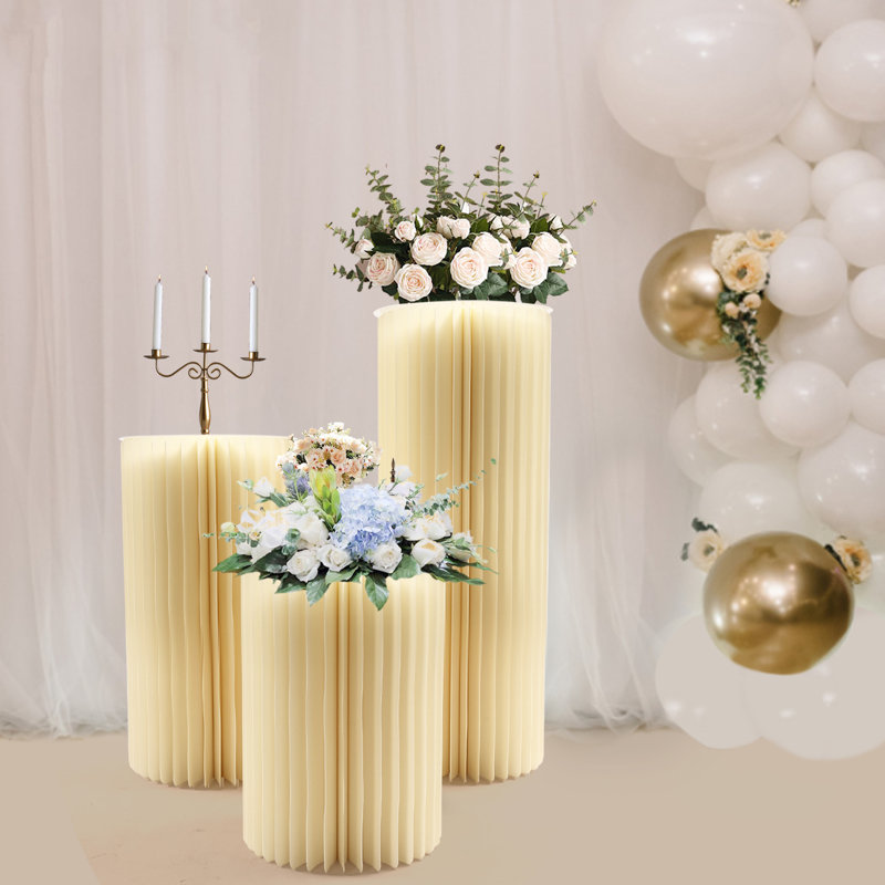 Backdrops & Signs, 31.5" H x 11.81" W x 11.81" D