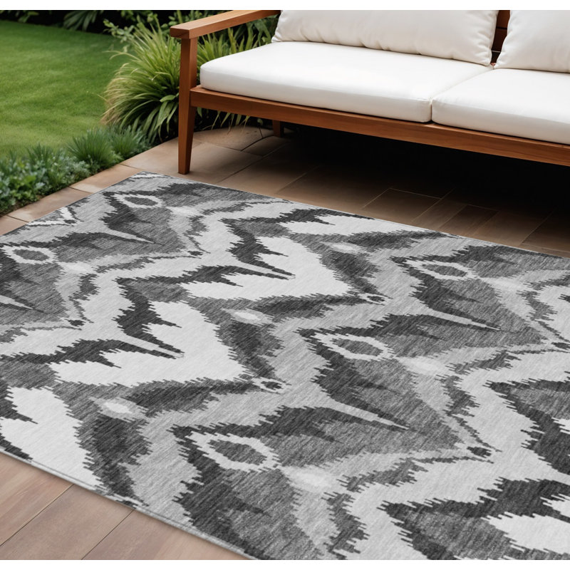 Tapis intérieur / extérieur gris lavable en ikat argenté et gris 10 pi x 14 pi