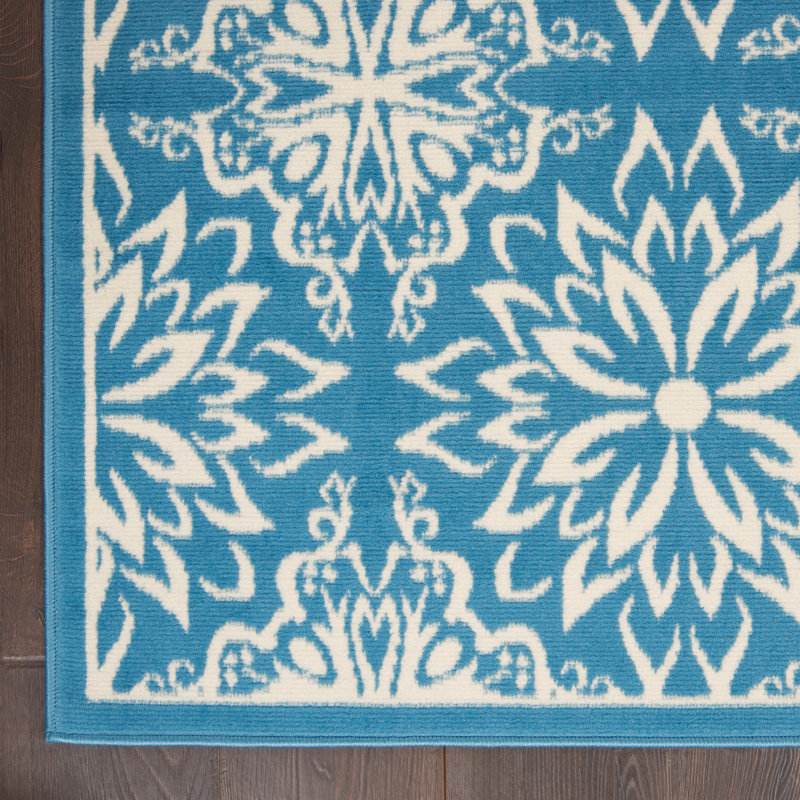 Guilian Damask Indoor Rug, Rectangle 6' x 9'
