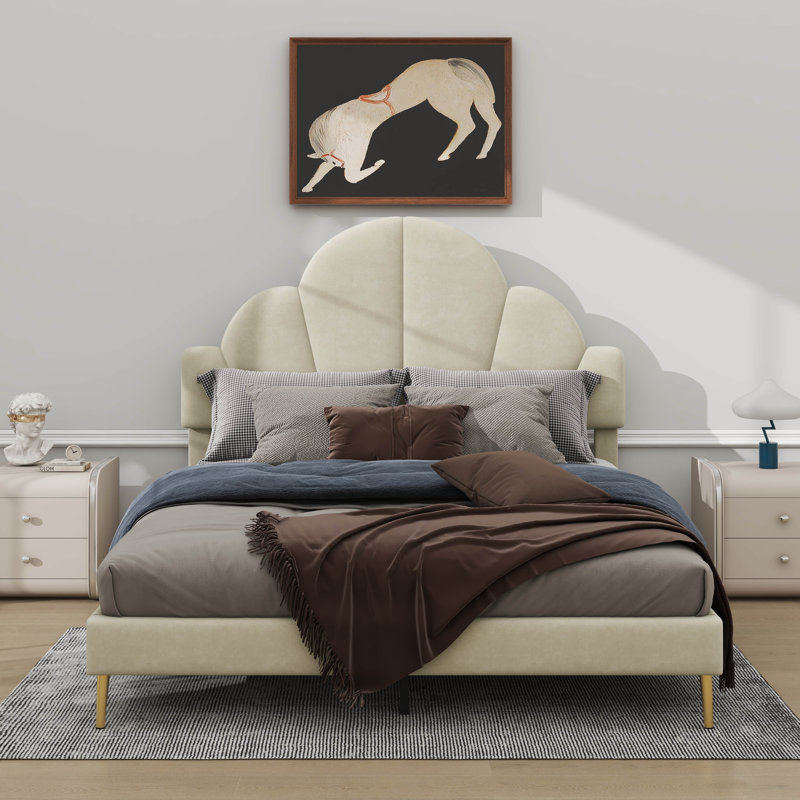 Structure de lit tapissier luxueux, Beige