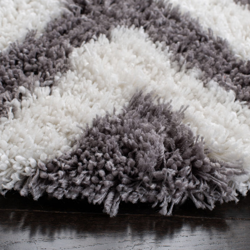Helenie Shag Hand Tufted Performance Chevron Rug, Runner 2'3" x 10'
