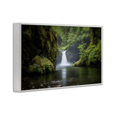 «Peaceful Waterfall Creek», estampe numérique par Richard Wong
