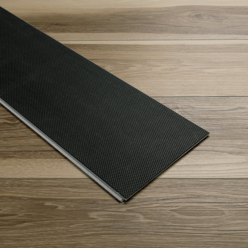 Plancher de vinyle de luxe à âme rigide imperméable MSI Woodbay Vanora Maple 7 po x 48 po 5 mm 20 mil, Érable Vanora