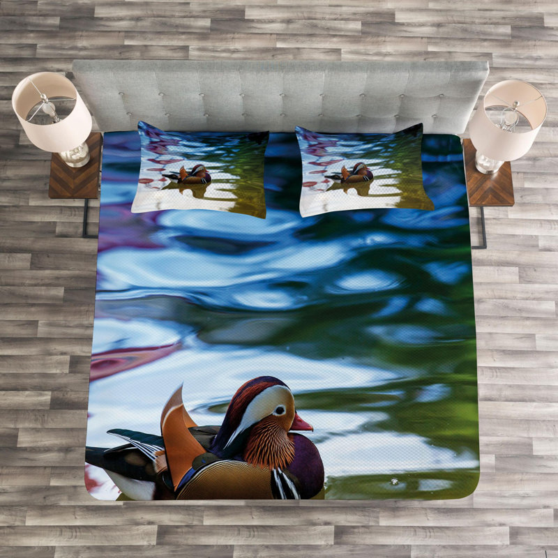 Coastal Polyester Coverlet, Queen Coverlet + 2 Shams