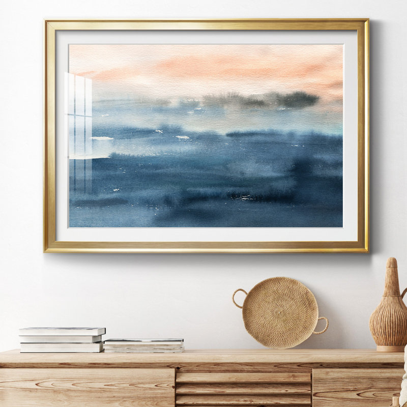 Lake Sunrise - peinture encadrée, Or, H 26,5 po x l 36,5 po x P 1,5 po