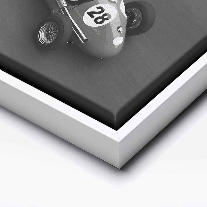 Voiture de course historique, H 08 po x l 10 po, Canvas, White Framed
