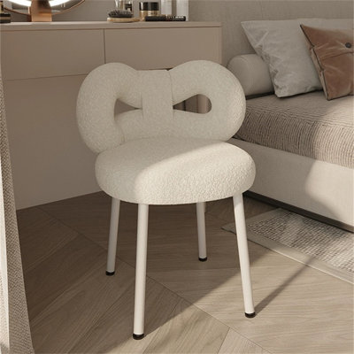 Chair,white