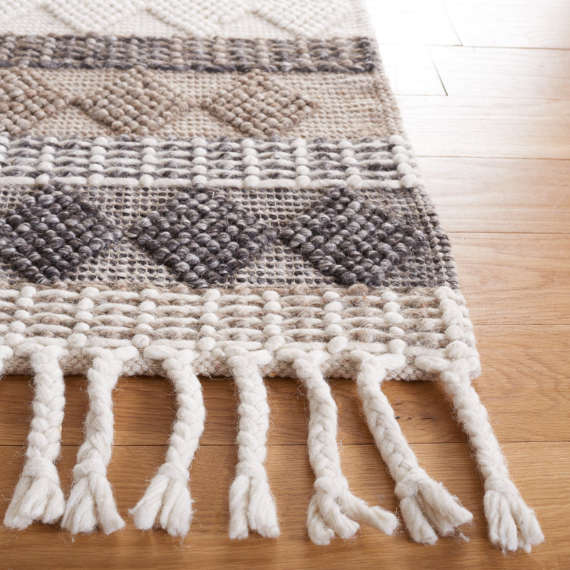 Ivory and Black Flat Woven Wool Area Rug, 8' x 10'