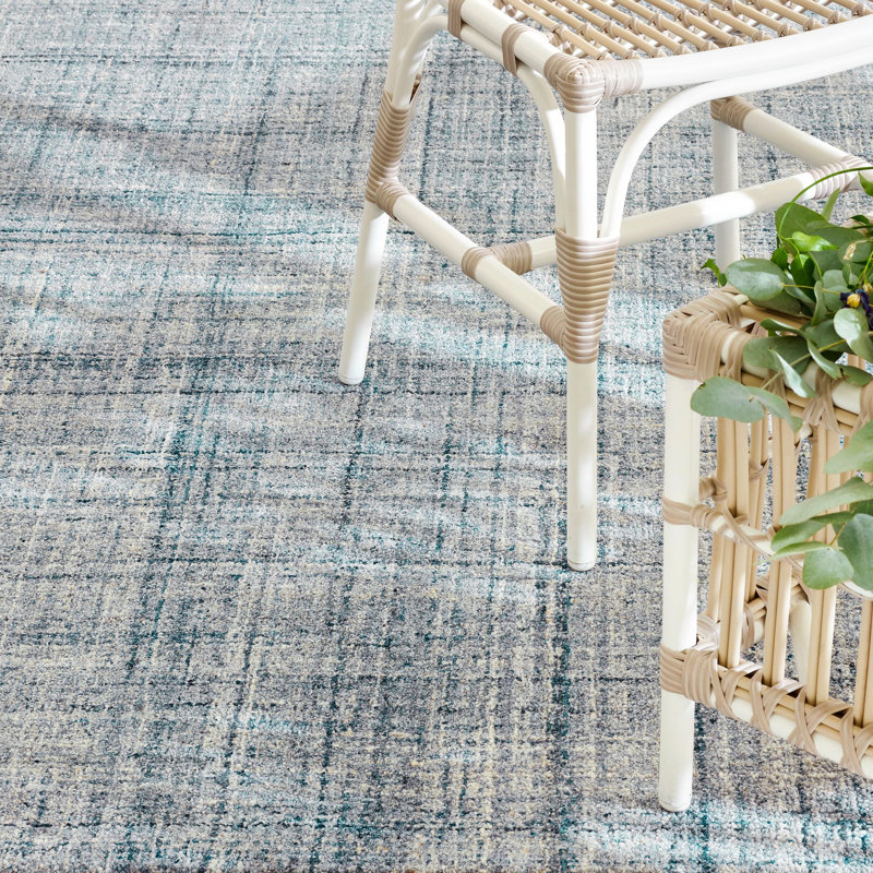 Harris Hand Micro Hooked Wool Rug, Rectangle 3' x 5', Blue/Ivory