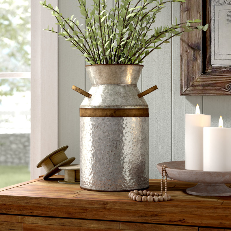 Elio Metal Table Vase, Large