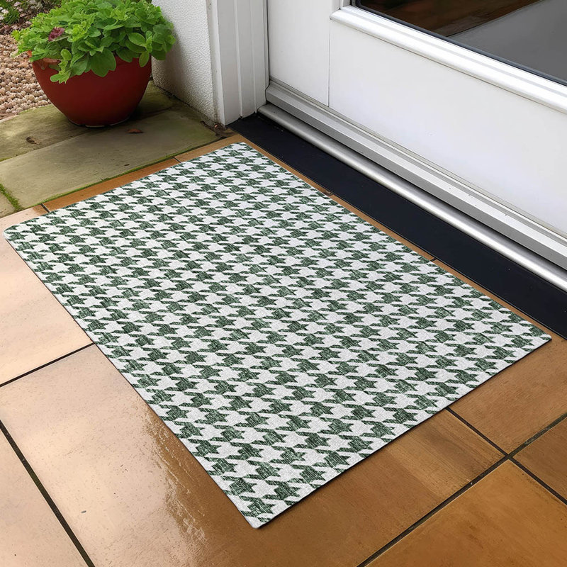 Loreen Washable Houndstooth Indoor / Outdoor Rug, Rectangle 1'8" x 2'6"