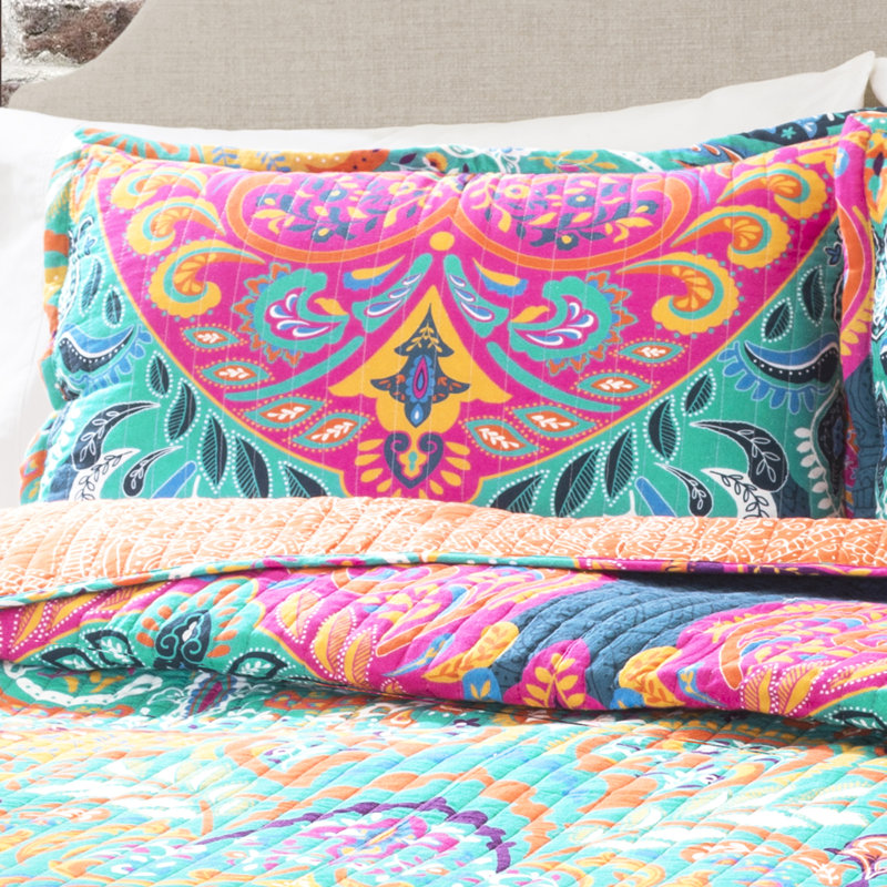 Galleria Cotton 320 TC Reversible Quilt Set, King Quilt + 2 Standard Shams, Turquoise/Pink