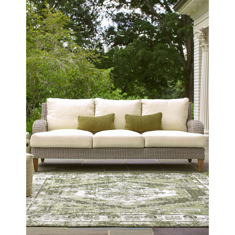 Valerie Oriental Indoor / Outdoor Rug, Square 5'3"