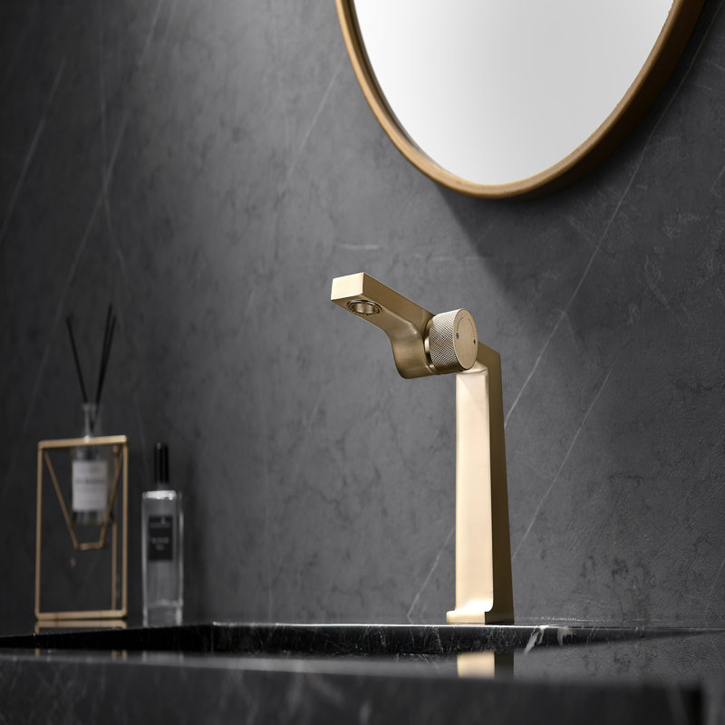 Single-Hole Single-Handle Bathroom Faucet