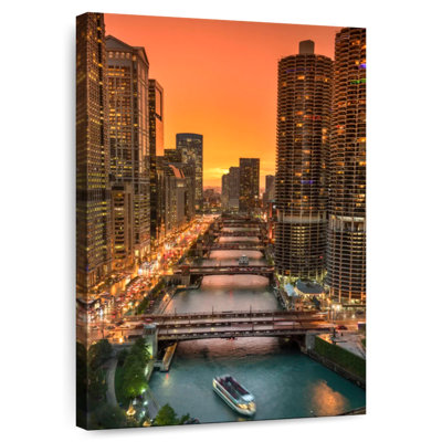 Hannes Chicago River